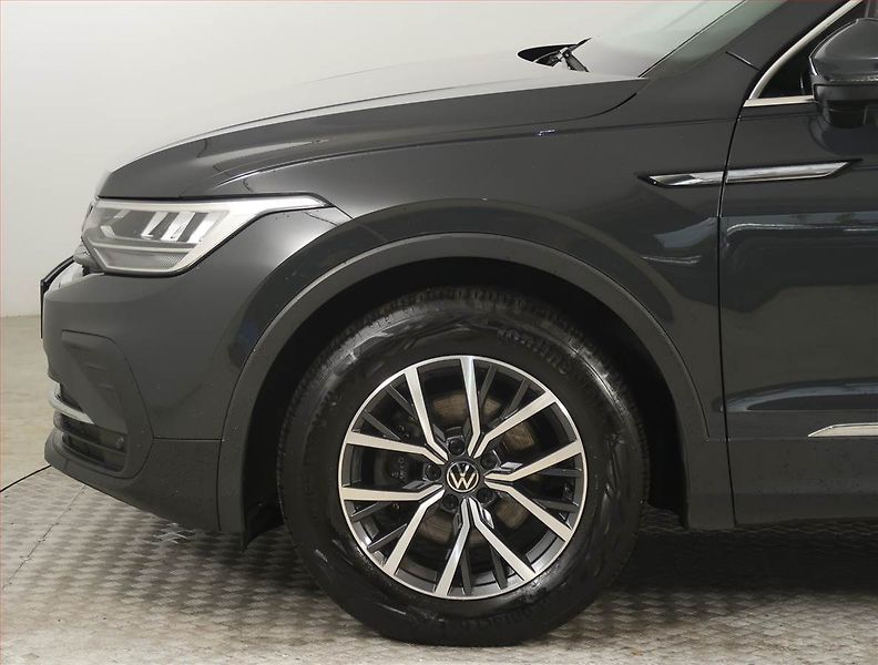 Volkswagen Tiguan (2022) Life 2.0 TDI - fotka 15 z 23