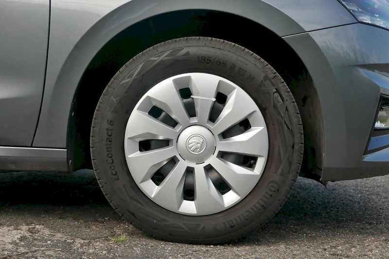 Škoda Fabia (2025) 1.0 MPI 59 kW M5° Selection - fotka 25 z 29