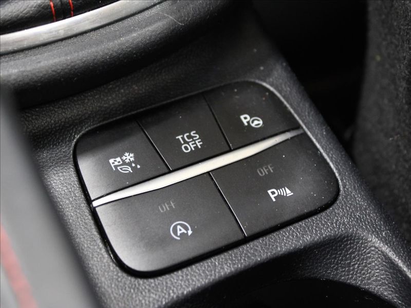Ford Puma 1,0 EcoBoost ST-Line X - fotka 27 z 32