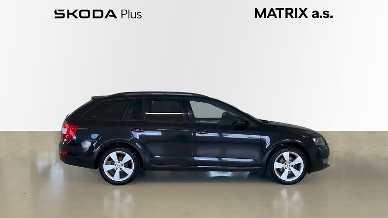 Škoda Octavia (2015) Kombi Elegance 2.0TDI 110kW - fotka 8 z 29