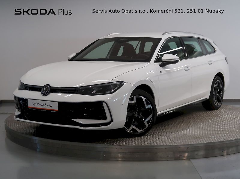 Volkswagen Passat (2024) R-LINE 1.5TSI 200KW eHYBRID WE - fotografie inzerátu