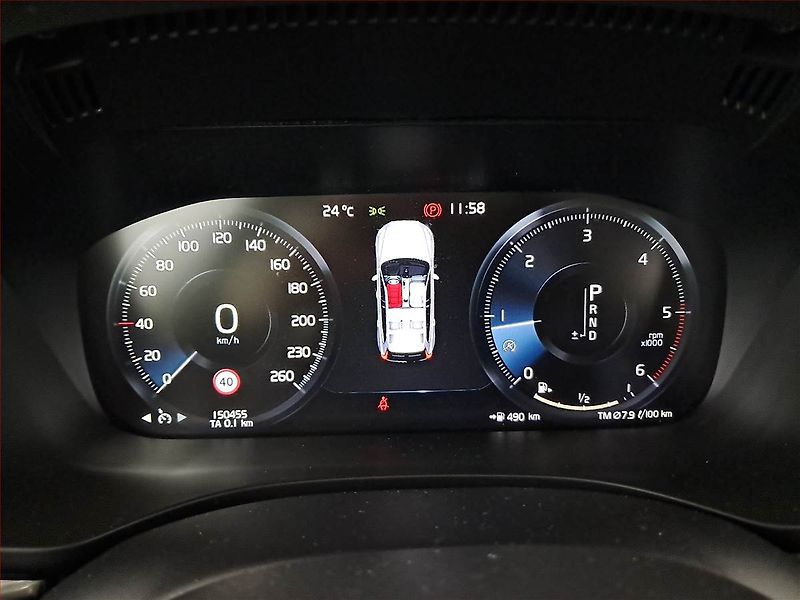Volvo XC60 (2018) D4 AWD - fotka 11 z 21
