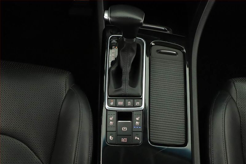 Kia Optima (2016) 1.7 CRDI, Automat, Kůže, Navi - fotka 16 z 26