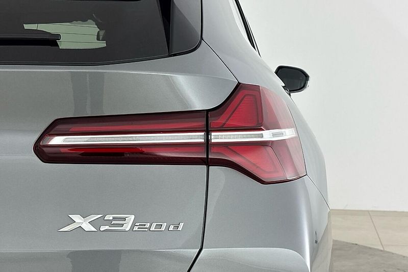 BMW X3 xDrive20d - fotka 4 z 18