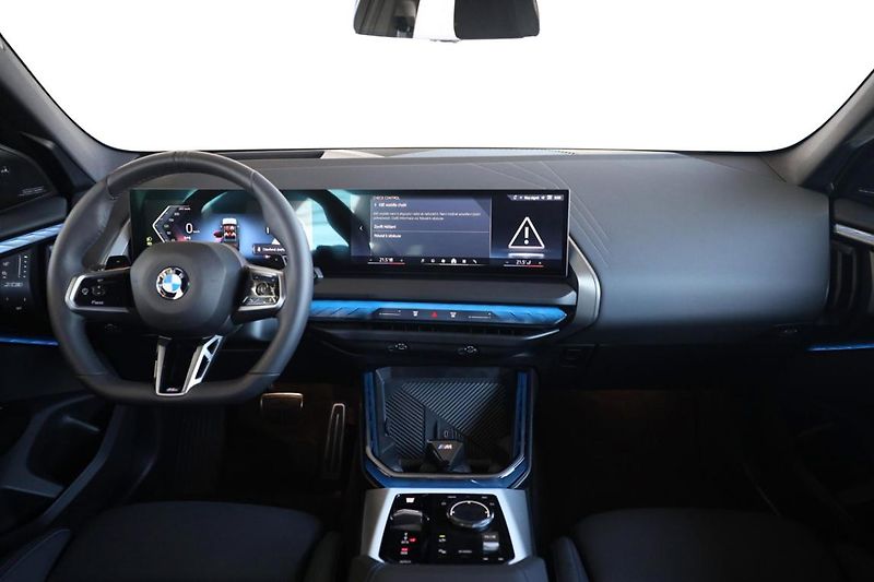 BMW X3 xDrive 40d - fotka 5 z 27