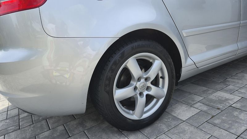 Audi A3 (2008) Sportback 1.4 TFSI - fotka 11 z 19