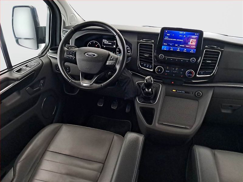 Ford Tourneo Custom (2021) Titanium 2.0 EcoBlue mHEV, ČR - fotka 7 z 21