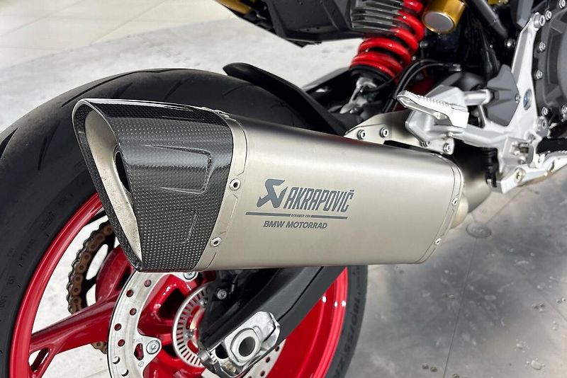 BMW F 900 R A2 - fotka 6 z 14