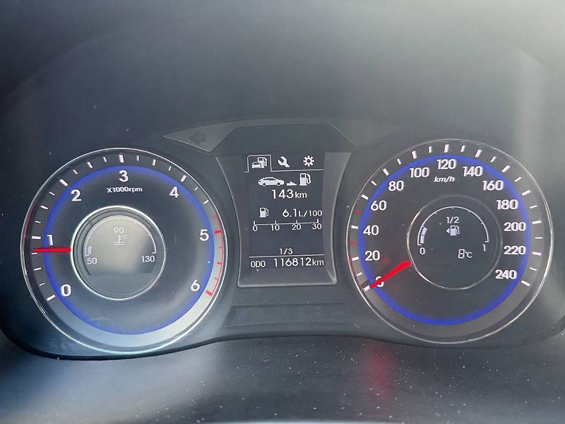 Hyundai i40 (2017) 1.7 CRDi 104 kW Premium - fotka 11 z 22