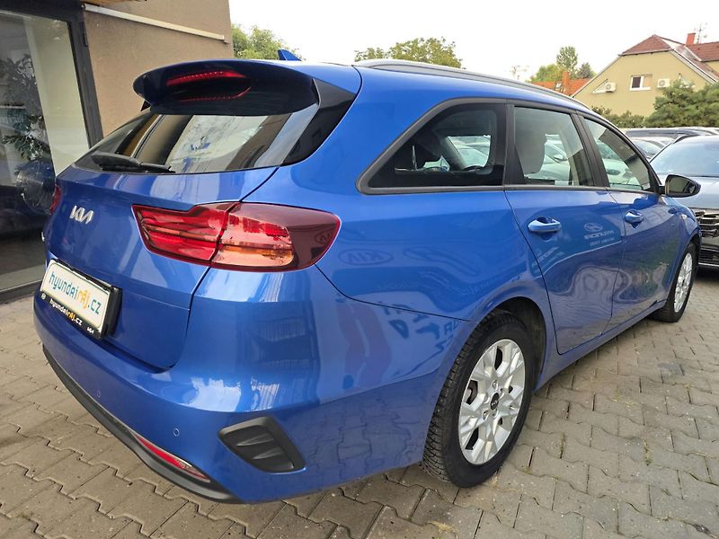 Kia Ceed 1.5-V ZÁRUCE-AUTOMAT-KAMERA - fotka 10 z 36
