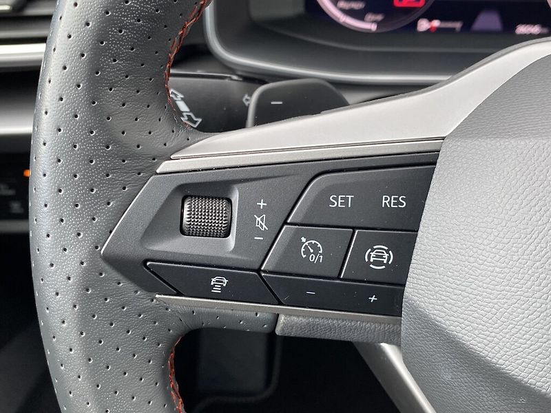 Seat Leon 1,5 e-TSI 110 kW FR DSG - fotka 13 z 25