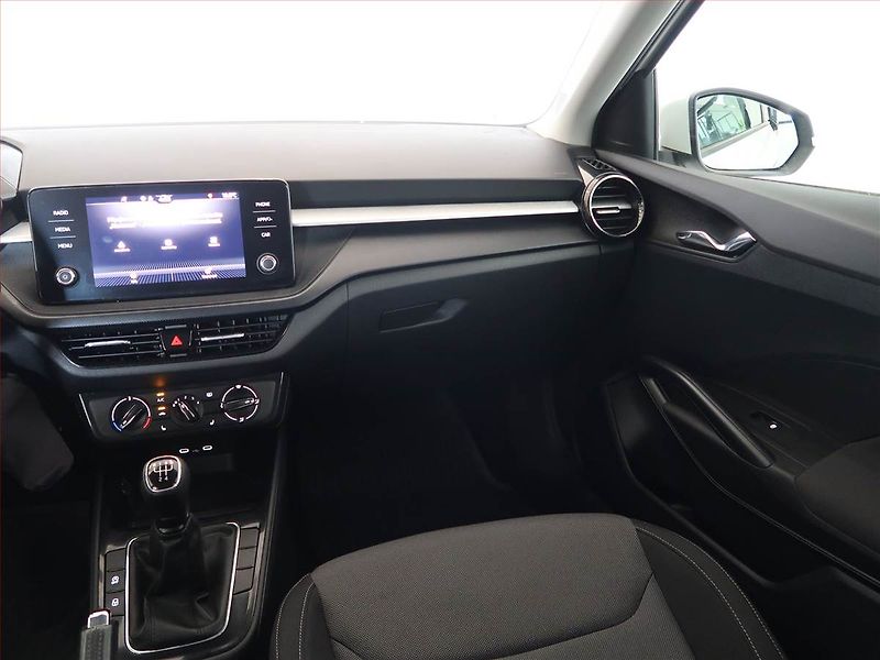 Škoda Fabia (2023) Ambition 1.0 TSI, Serv.kniha - fotka 8 z 14