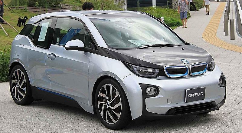 Elektromobilitu nerozhýbal ani první ruský elektrický vůz Lada Elada