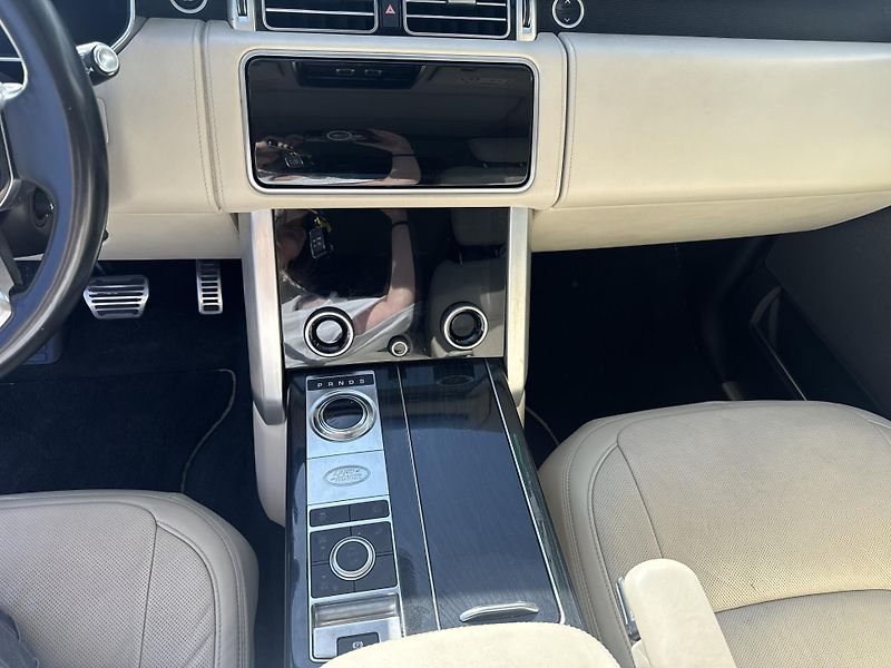 Land Rover Range Rover P525 Autobiography - fotka 7 z 29