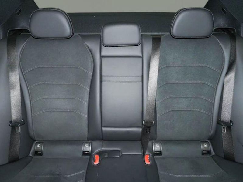 Mercedes-Benz Třídy E 220d AMG Advanced+ DISTRO DIGI - fotka 8 z 9
