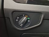 Volkswagen Touran (2019) 1.5 TSI - náhled 18