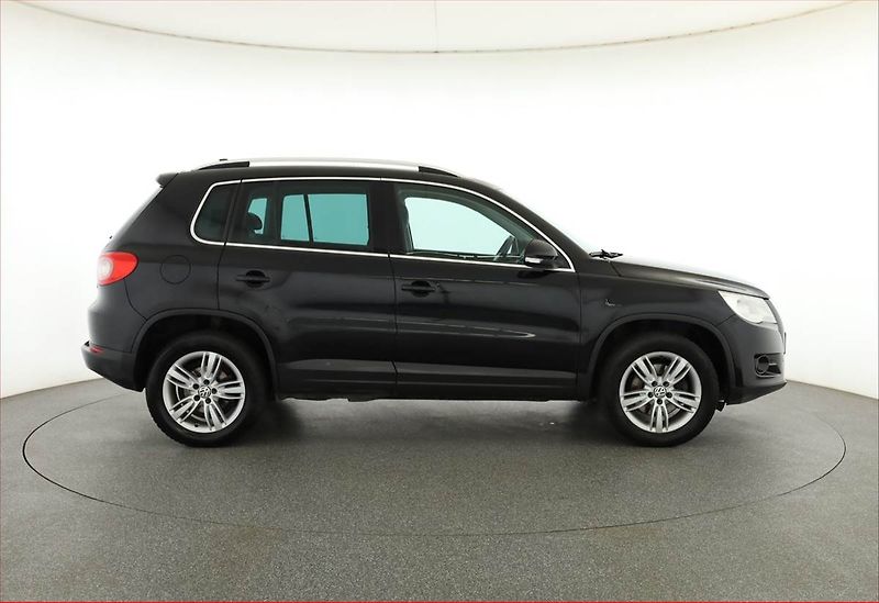 Volkswagen Tiguan (2008) 2.0 TDI, 4X4, Automat - fotka 6 z 16