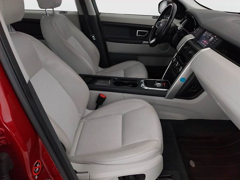Land Rover Discovery Sport (2016) TD4, 4X4, Automat, 7 míst - fotka 9 z 22