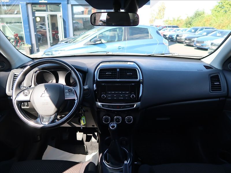 Mitsubishi ASX 1,6 MIVEC,86kW,1majČR,Serv.kn. - fotka 16 z 23