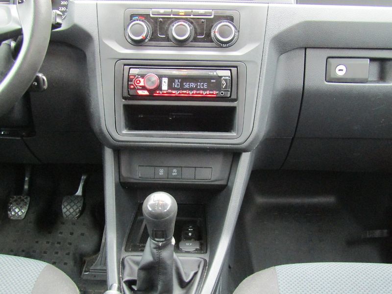 Volkswagen Caddy (2016) MAXI 2.0 TDI 75kW  NOVÁ SPOJKA - fotka 17 z 35