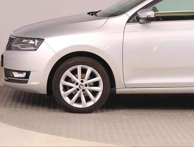 Škoda Rapid (2019) Style Plus 1.0 TSI, Bi-Xenony - fotka 14 z 15