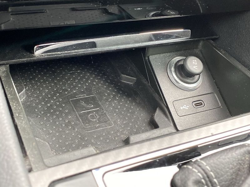 Škoda Superb (2021) Combi 2.0 TDI 4x4 DSG Sportlin - fotka 27 z 40