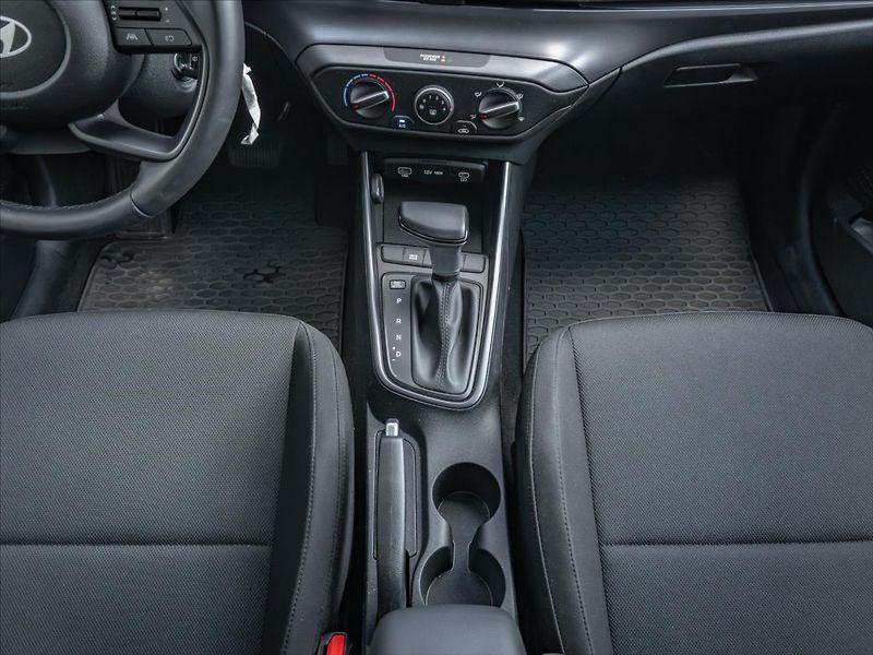 Hyundai Bayon 1,0   TGDI DCT WAVE - fotka 12 z 15