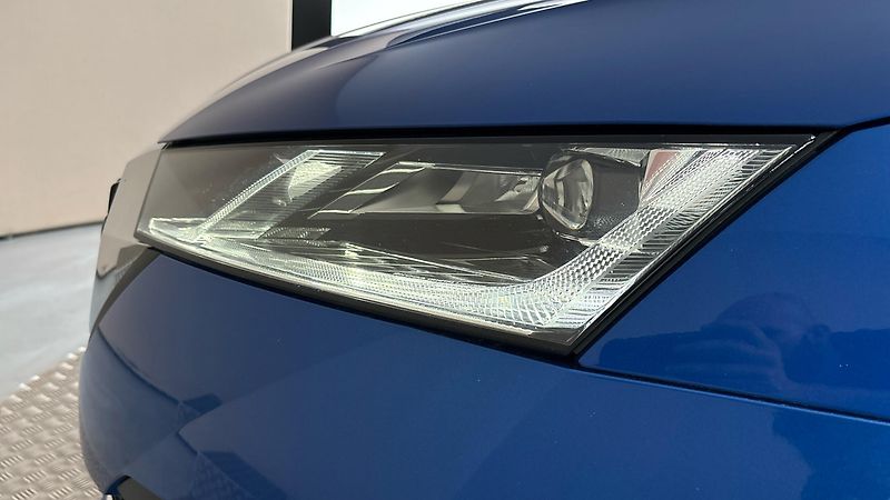 Škoda Octavia 2.0 TDI DSG Style - fotka 18 z 26