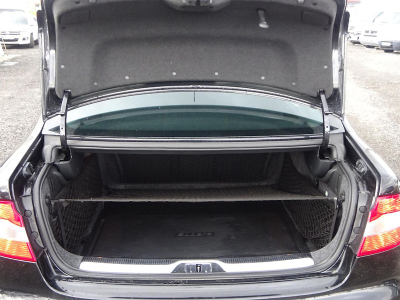 Škoda Superb 3.6FSI V6 191kW DSG 4x4  - fotka 28 z 29