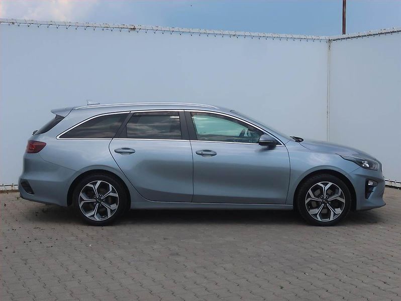 Kia Ceed (2018) Gold 1.6 CRDi, Automat - fotka 6 z 22