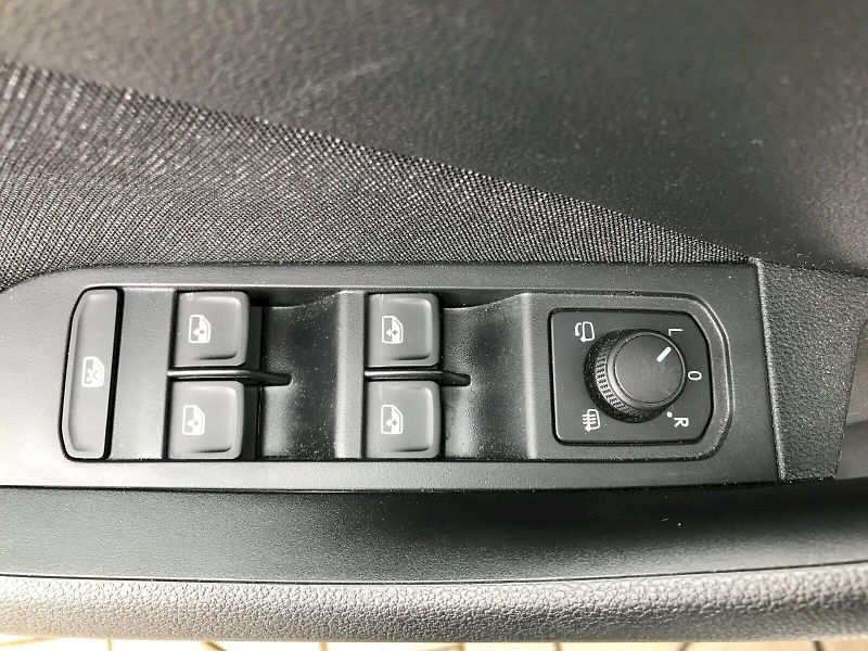 Škoda Kamiq (2025) TOP SELEC TSI 85/1.0 M6F - fotka 16 z 28