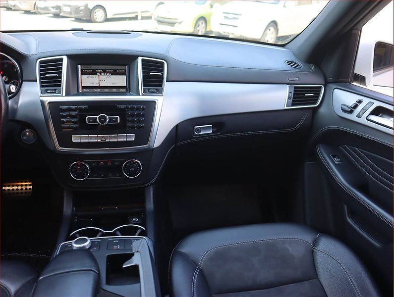 Mercedes-Benz Třídy M (2013) ML 350 BlueTEC, 4X4, Automat - fotka 8 z 19