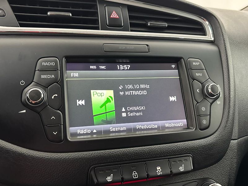 Kia Ceed Exclusive DCT - fotka 12 z 27