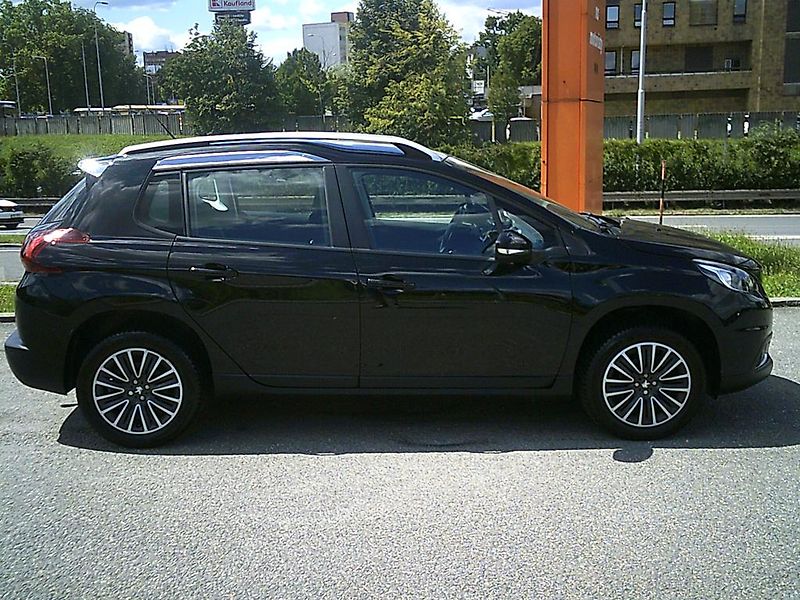 Peugeot 2008 1.2i KOUPENO ČR,1.MAJITEL - fotka 5 z 14