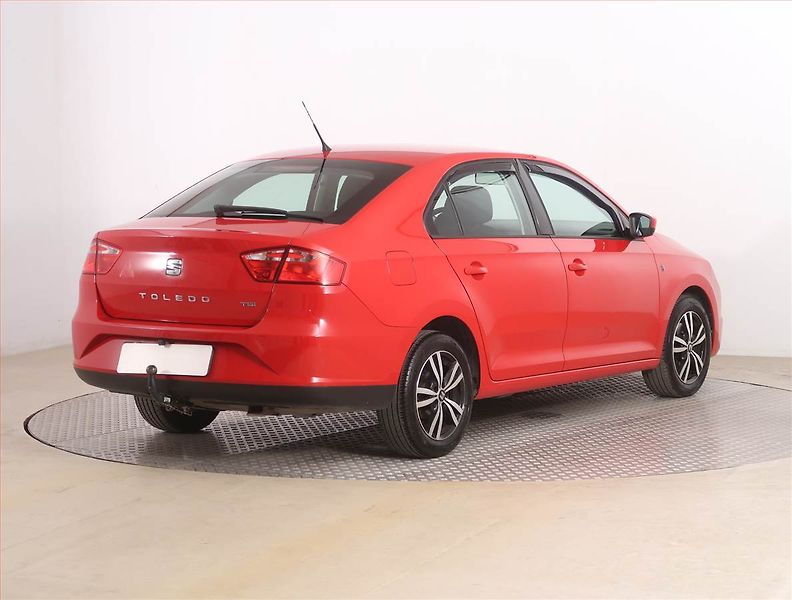 Seat Toledo (2015) 1.2 TSI, Serv.kniha - fotka 5 z 17