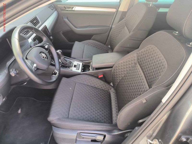 Škoda Superb (2022) 2.0 TDi, Style, DSG, LED - fotka 9 z 27