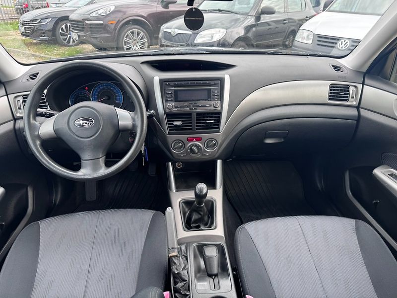 Subaru Forester (2009) 4X4 2,0i 110KW 2. MAJ KM TAŽNÉ - fotka 24 z 50