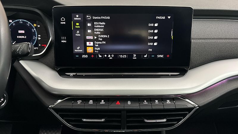 Škoda Octavia 2.0 TDI DSG Style - fotka 11 z 27