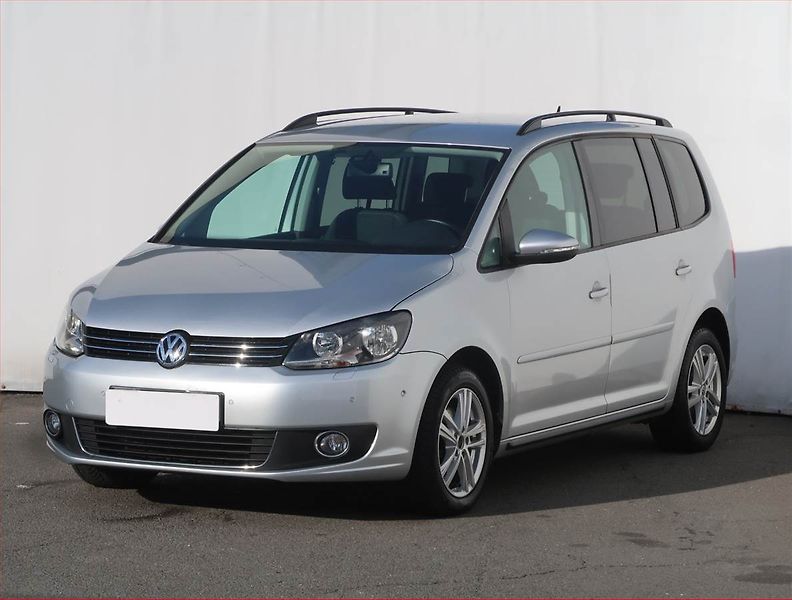 Volkswagen Touran (2012) Comfortline 1.6 TDI, Automat - fotka 2 z 19