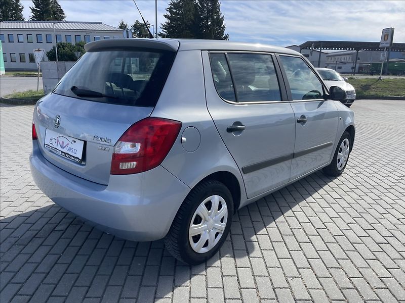 Škoda Fabia 1,4 i 16V 63kw Klima ESP po ST - fotka 4 z 24