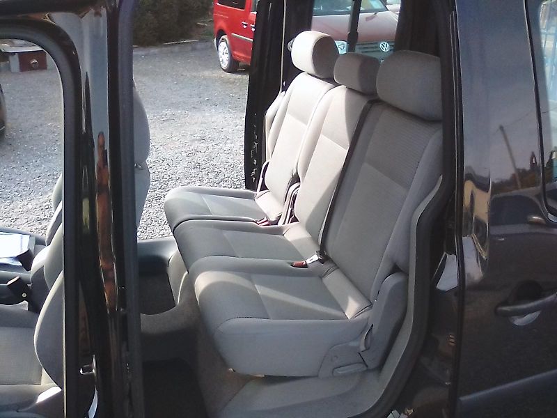 Volkswagen Caddy (2005) 1.6i 16V, závěs - fotka 16 z 30