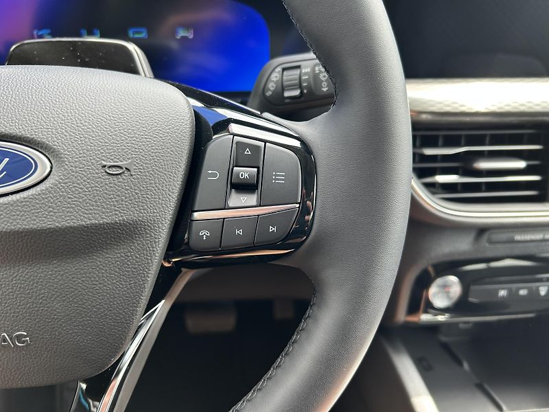 Ford Kuga Top Edition 2.5 HEV 132 kW - fotka 22 z 36