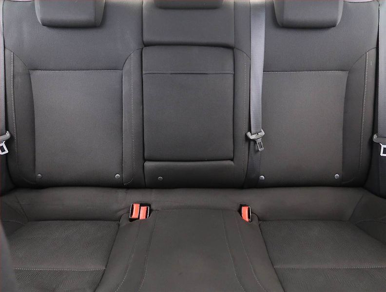 Opel Insignia (2009) 1.8, nová STK, v provozu - fotka 10 z 19