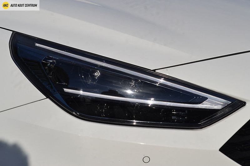 Hyundai i30 WG 1,5I MT SMART FAMILY NAVI F - fotka 9 z 51