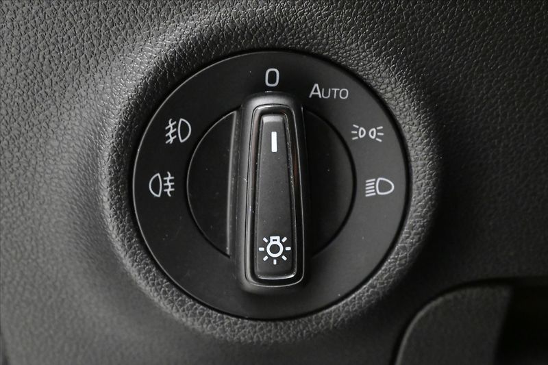 Škoda Karoq 2,0 TDI 85kW DSG VIRTUAL EL.KU - fotka 26 z 31