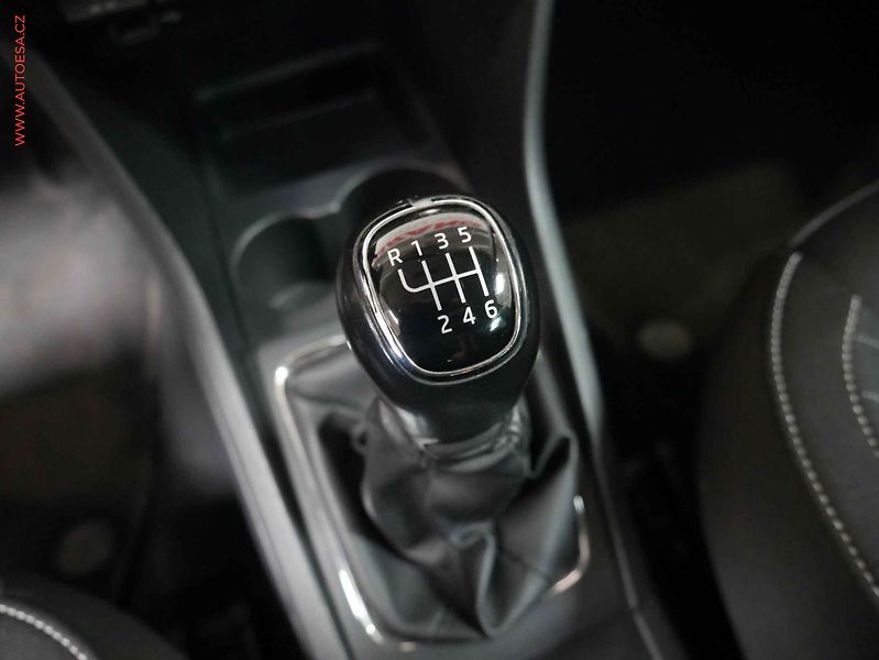 Škoda Rapid (2019) 1.0 TSi, ČR, Style - fotka 21 z 23