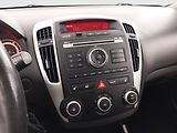 Kia Ceed (2011) 1.4 CVVT, ČR,1.maj, Serv.kniha - náhled 12