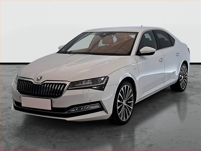 Škoda Superb (2023) Laurin&Klement 2.0 TDI - fotka 2 z 21