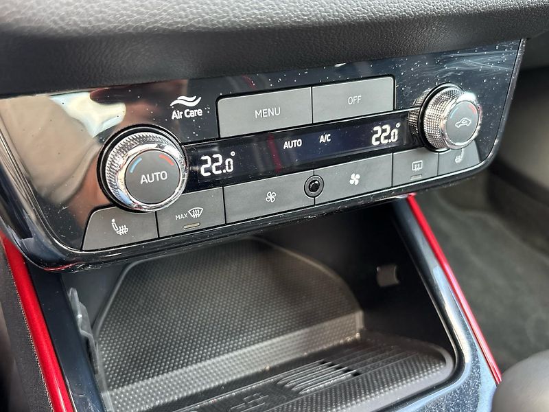 Škoda Fabia Monte Carlo - fotka 20 z 27