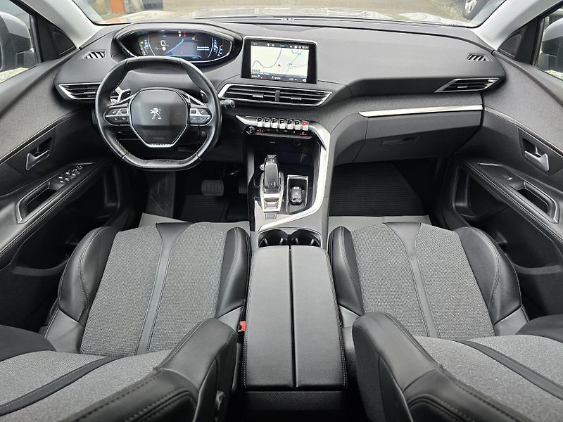 Peugeot 5008 1,5 HDI ALLURE 7-MÍST NAVI DPH - fotka 8 z 46